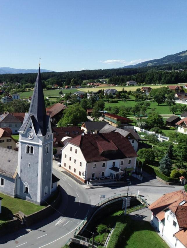 Gaestehaus Freitag Das Kleine Hotel Sankt Georgen im Lavanttal Eksteriør bilde